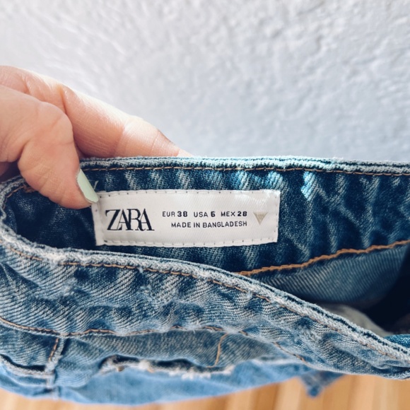 Zara High Rise Jean Shorts - Picture 3 of 3